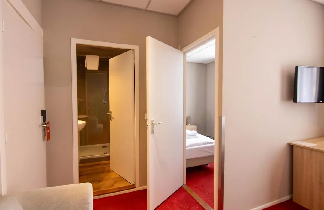 Grand Hotel Monopole-1